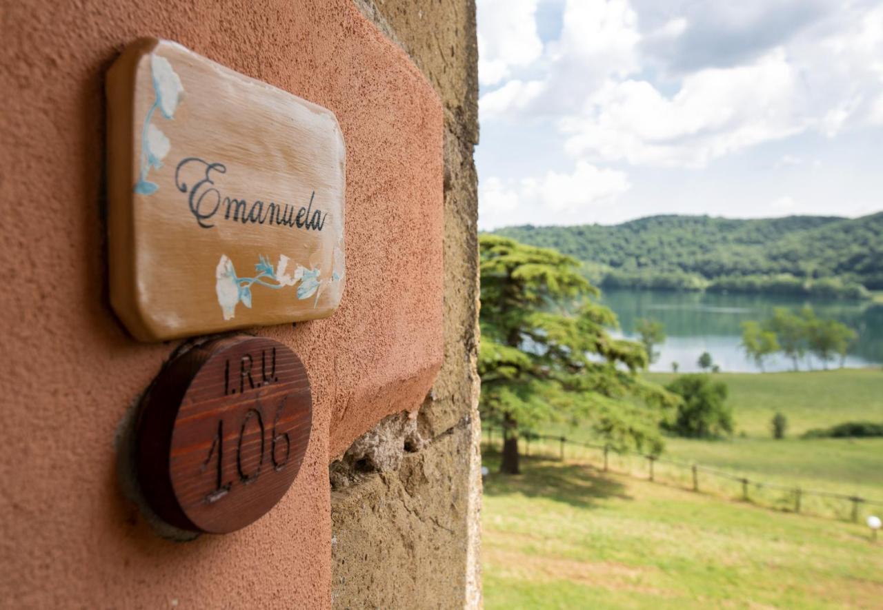 Agriturismo Lago Di Mezzano Valentano Buitenkant foto