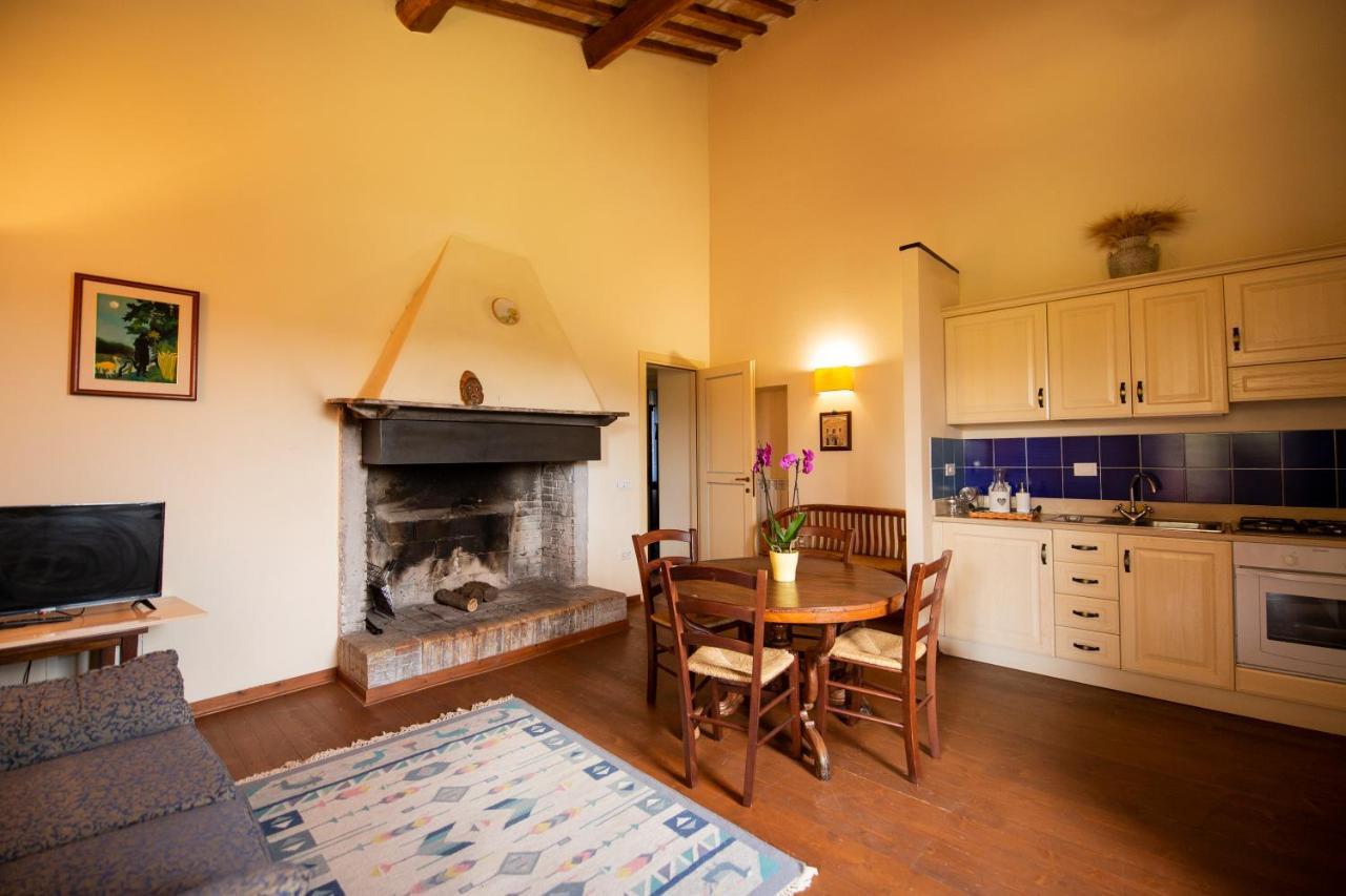 Agriturismo Lago Di Mezzano Valentano Buitenkant foto