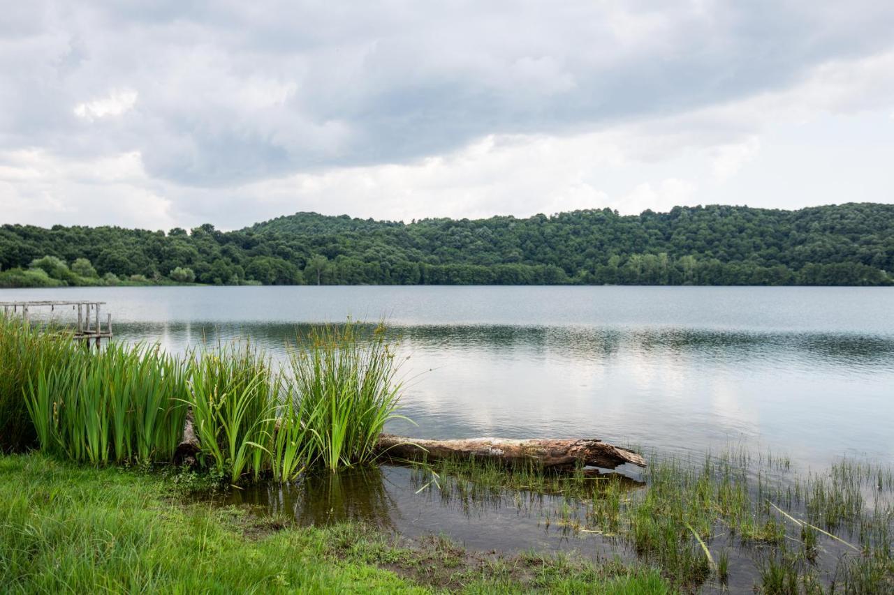 Agriturismo Lago Di Mezzano Valentano Buitenkant foto
