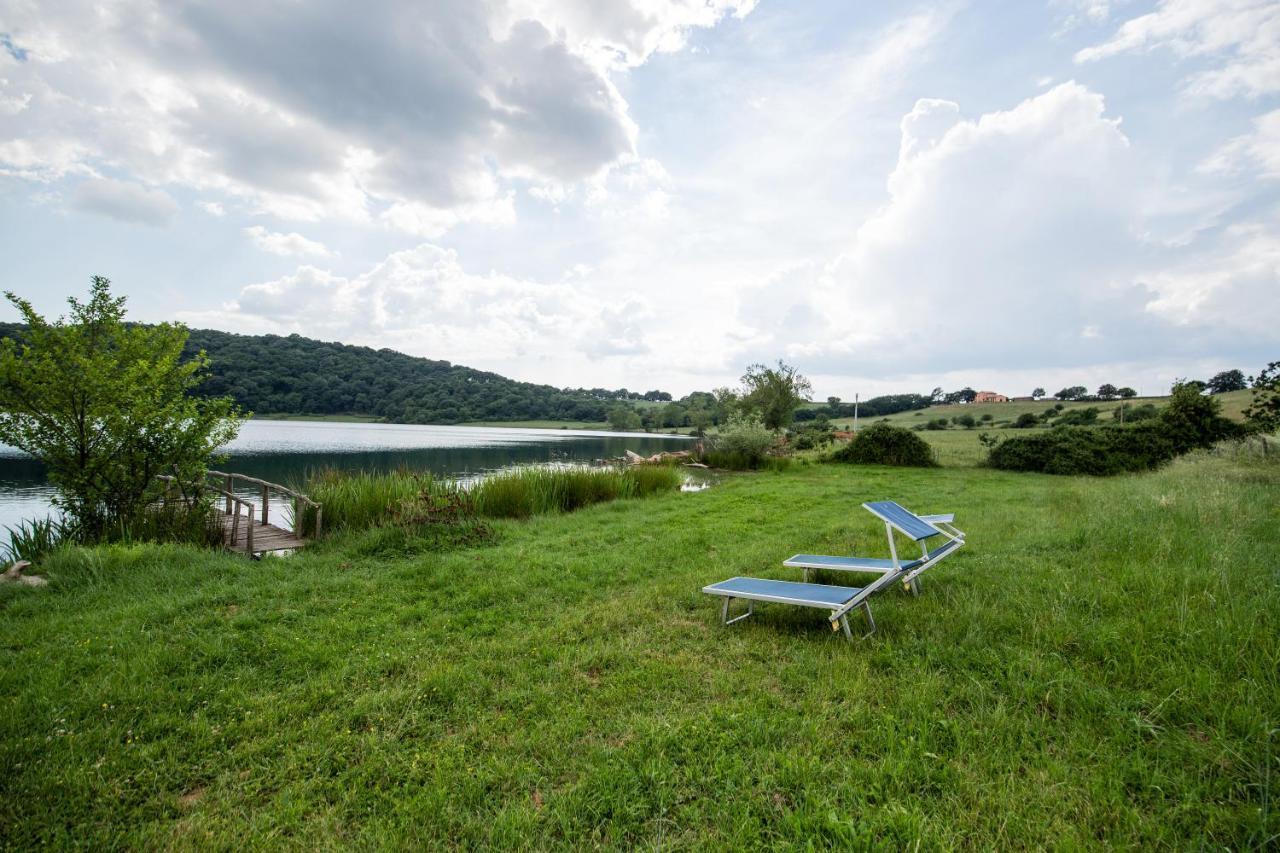 Agriturismo Lago Di Mezzano Valentano Buitenkant foto